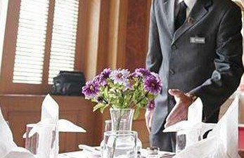 酒店餐饮管理培训 如何选择优质培训班及核心要点解析